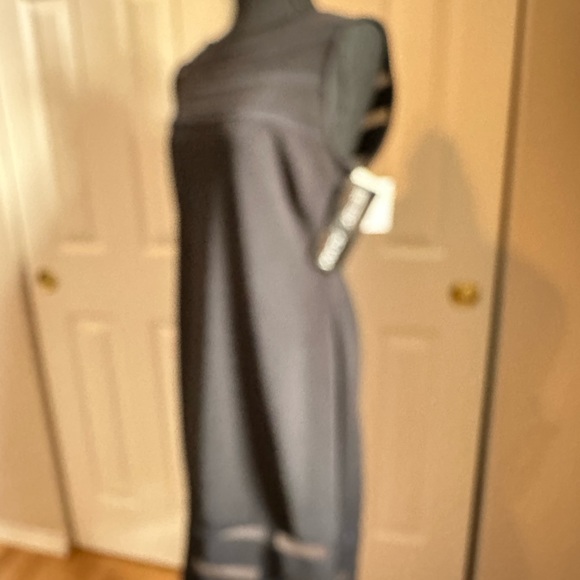 Elegant Black dress New. Never worn - Picture 3 of 8